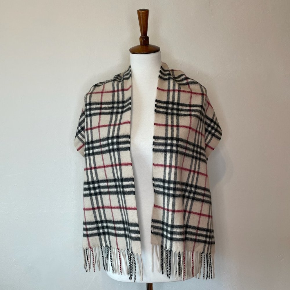 Burberry Cashmere House Check Pattern Scarf